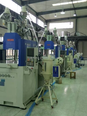 हाइड्रोलिक दो रंग की ऊर्ध्वाधर इंजेक्शन मोल्डिंग मशीन 14.5kW JTT-550 2V3R