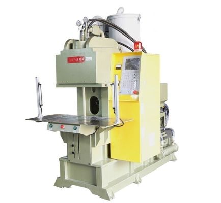 विनिर्माण संयंत्र के लिए 13kW वर्टिकल प्लास्टिक इंजेक्शन मोल्डिंग मशीन 55T